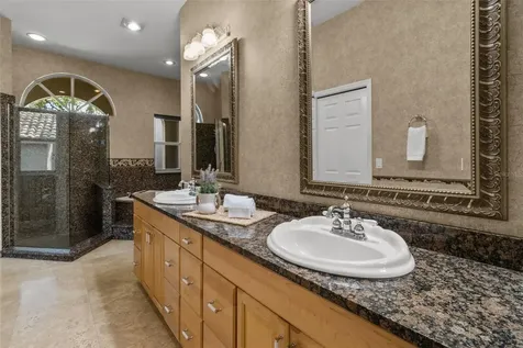 1702 Huntington Court Safety Harbor FL 34695