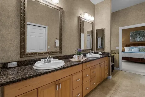 1702 Huntington Court Safety Harbor FL 34695
