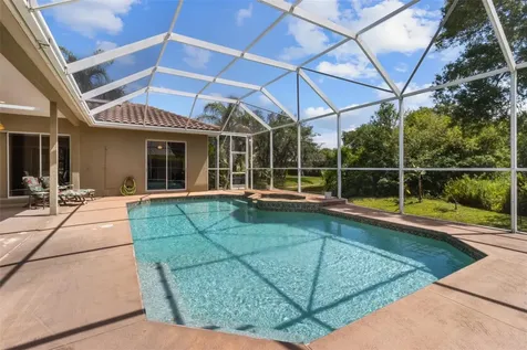 1702 Huntington Court Safety Harbor FL 34695