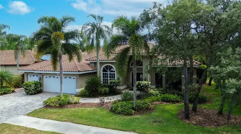 1702 Huntington Court Safety Harbor FL 34695