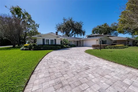 100 Whitecaps Circle Maitland FL 32751