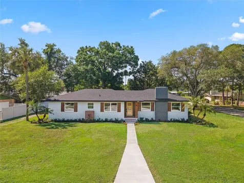 902 Avenue L SE Winter Haven FL 33880