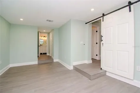 1736 N Betty Lane Clearwater FL 33755