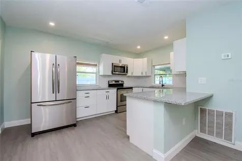 1736 N Betty Lane Clearwater FL 33755