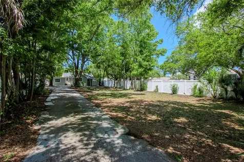 1736 N Betty Lane Clearwater FL 33755
