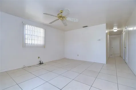 4536 W Burke Street Tampa FL 33614