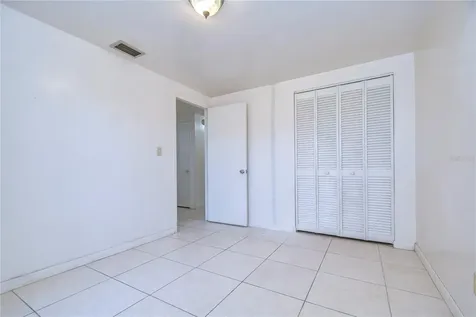 4536 W Burke Street Tampa FL 33614
