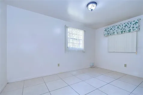 4536 W Burke Street Tampa FL 33614