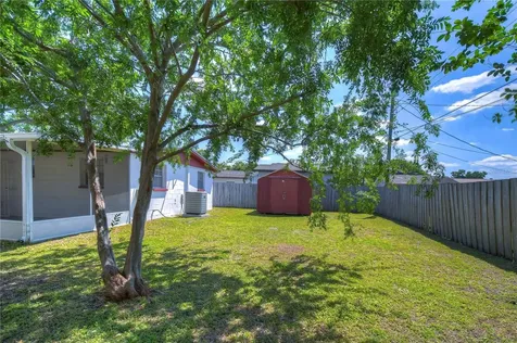 4536 W Burke Street Tampa FL 33614