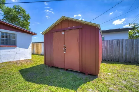 4536 W Burke Street Tampa FL 33614