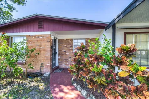 4536 W Burke Street Tampa FL 33614