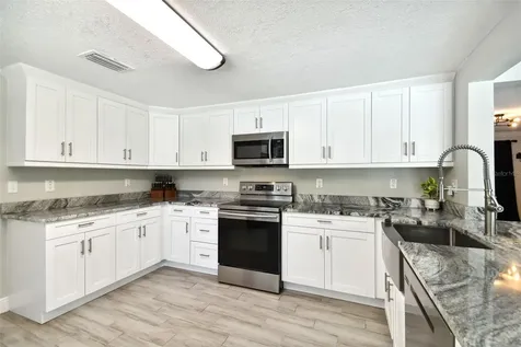 7603 Barry Road Tampa FL 33615