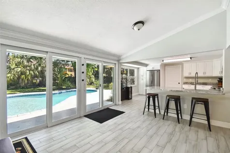 7603 Barry Road Tampa FL 33615