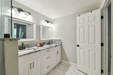 7603 Barry Road Tampa FL 33615