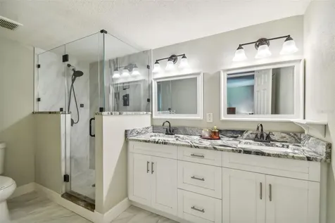 7603 Barry Road Tampa FL 33615