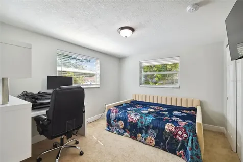 7603 Barry Road Tampa FL 33615
