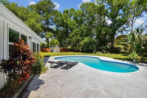 7603 Barry Road Tampa FL 33615