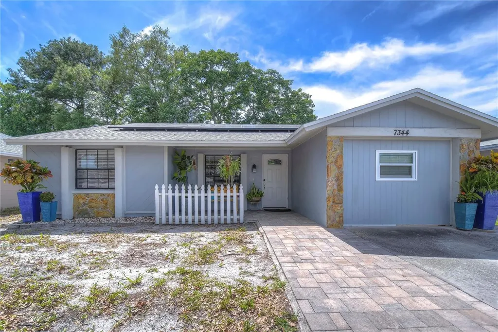 7344 Monterey Boulevard Tampa FL 33625