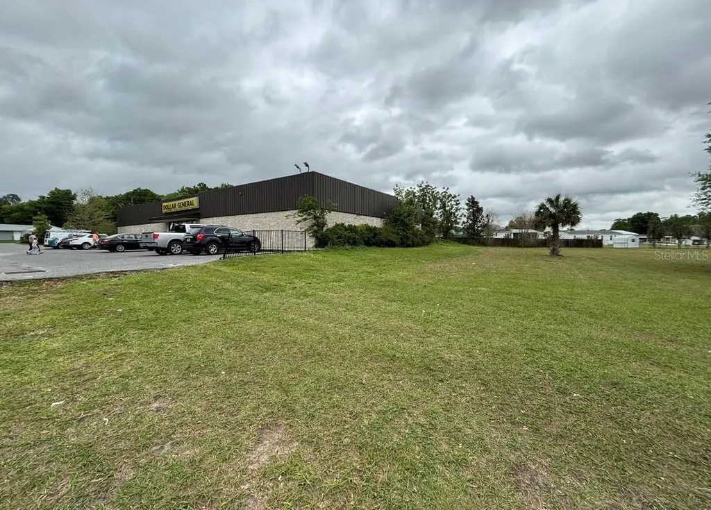 Tbt SE Highway 484 Highway SE Belleview FL 34420