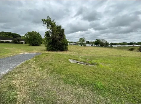 Tbt SE Hwy 484 Highway SE Belleview FL 34420