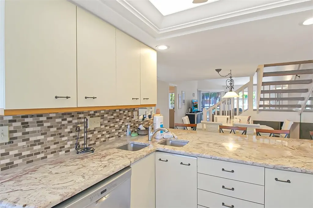 1304 Siesta Bayside Drive Sarasota FL 34242