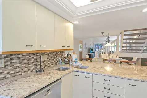 1304 Siesta Bayside Drive Sarasota FL 34242