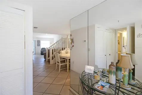 1304 Siesta Bayside Drive Sarasota FL 34242