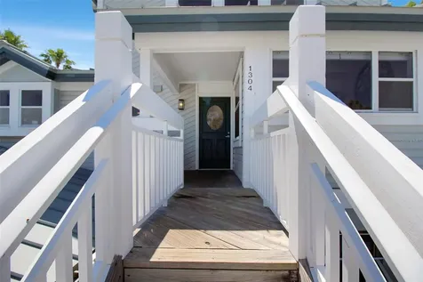 1304 Siesta Bayside Drive Sarasota FL 34242