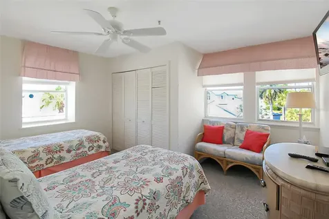 1304 Siesta Bayside Drive Sarasota FL 34242