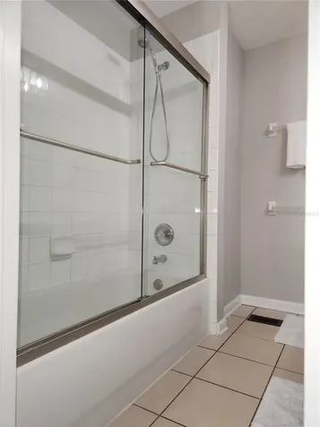 878 Vineland Place Lake Mary FL 32746