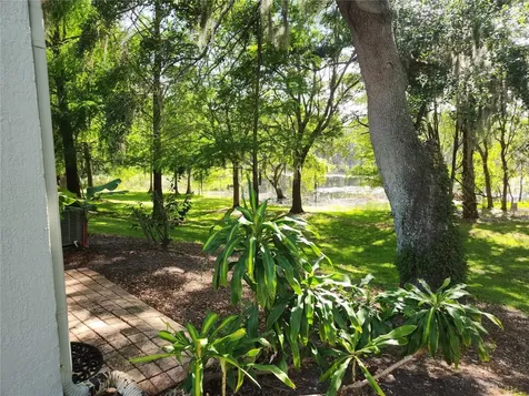 878 Vineland Place Lake Mary FL 32746