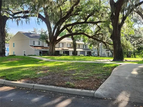 878 Vineland Place Lake Mary FL 32746