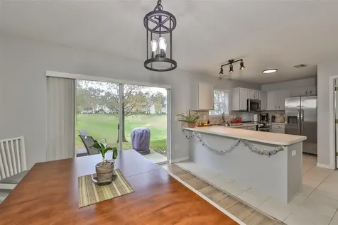 144 Woodknoll Place Valrico FL 33594