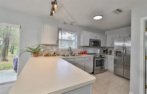 144 Woodknoll Place Valrico FL 33594