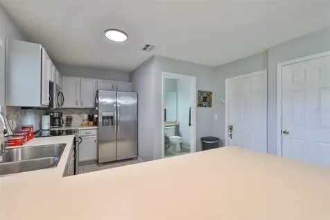 144 Woodknoll Place Valrico FL 33594