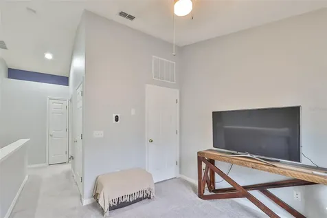 144 Woodknoll Place Valrico FL 33594