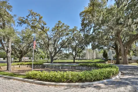 144 Woodknoll Place Valrico FL 33594