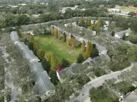 144 Woodknoll Place Valrico FL 33594