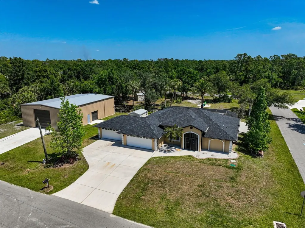 2706 Woodward Avenue North Port FL 34286