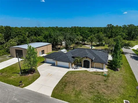 2706 Woodward Avenue North Port FL 34286