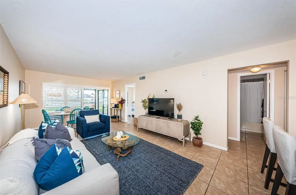 6268 Palma Del Mar Boulevard S St Petersburg FL 33715