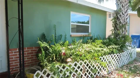 2221 Lauren Drive Largo FL 33774