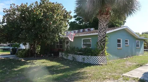 2221 Lauren Drive Largo FL 33774