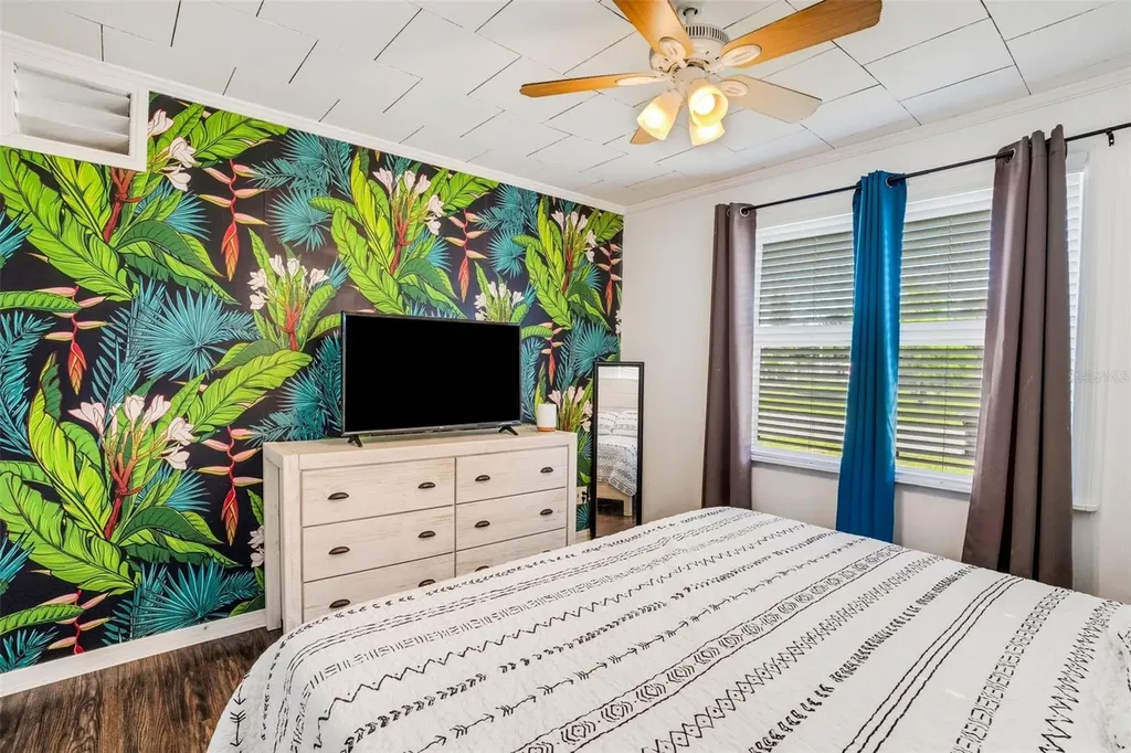 5144 11th Avenue S Gulfport FL 33707