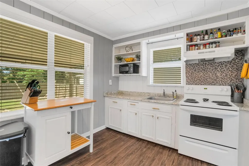 5144 11th Avenue S Gulfport FL 33707