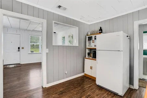 5144 11th Avenue S Gulfport FL 33707