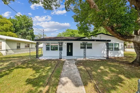 301 N Adams Street Bushnell FL 33513