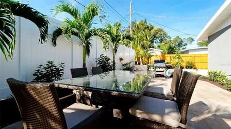 1112 65th Street NW Bradenton FL 34209