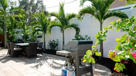 1112 65th Street NW Bradenton FL 34209