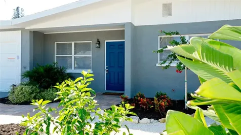 1112 65th Street NW Bradenton FL 34209
